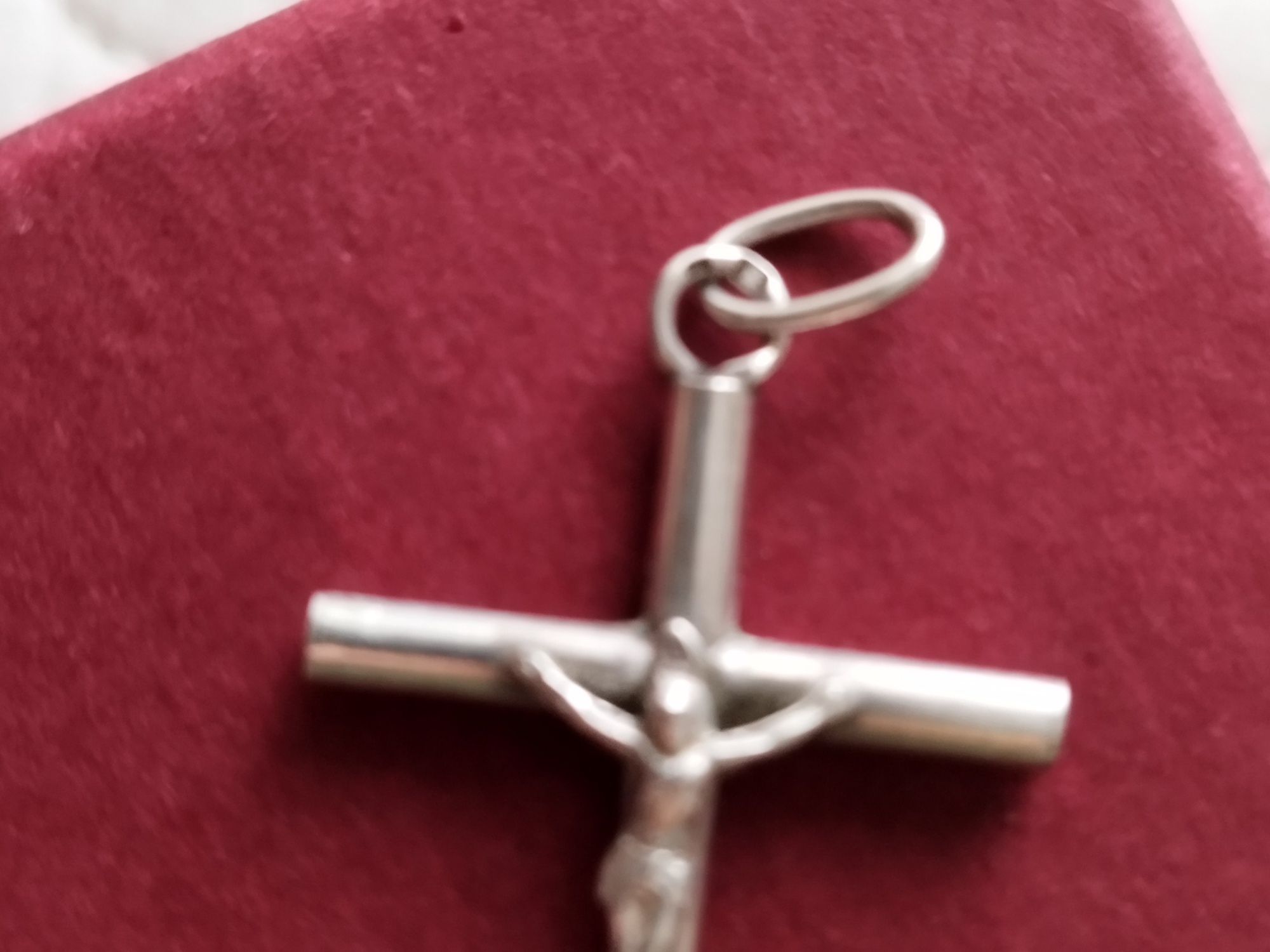 Crucifixo em prata 4 cm