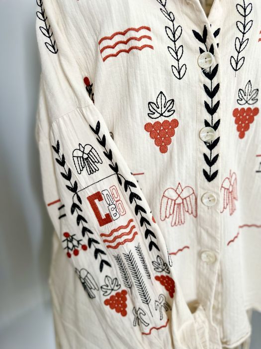 Вишиванка, вишита сорочка Слово