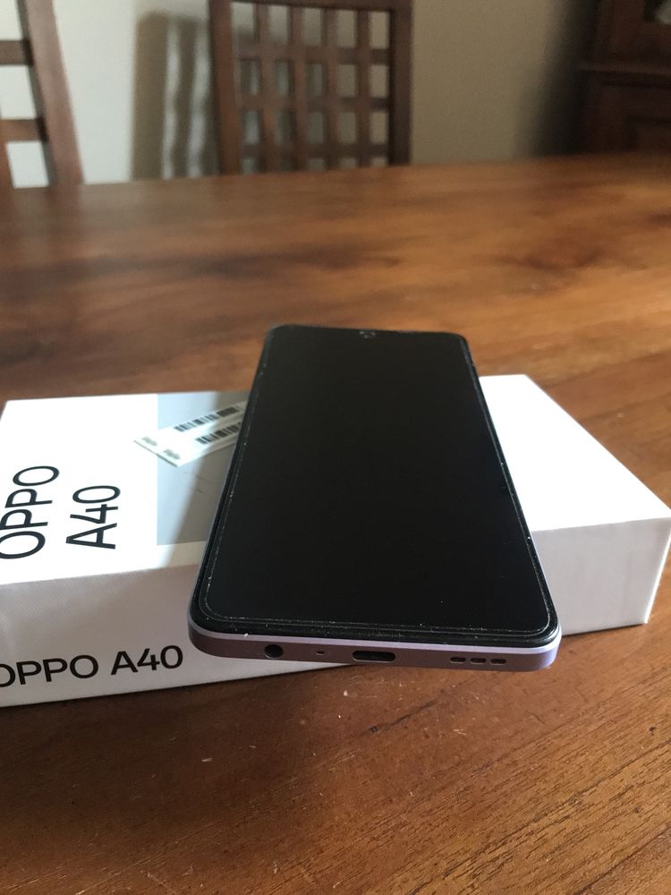 telefon oppo a40 fioletowy