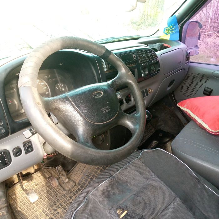 Хорошее авто , все исправно