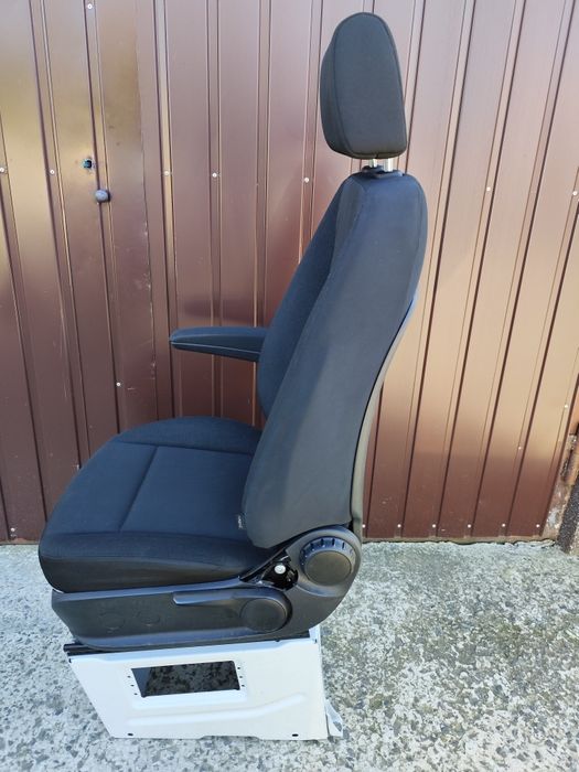 Сидіння водія Мерседес Спрінтер, Sprinter 907-910