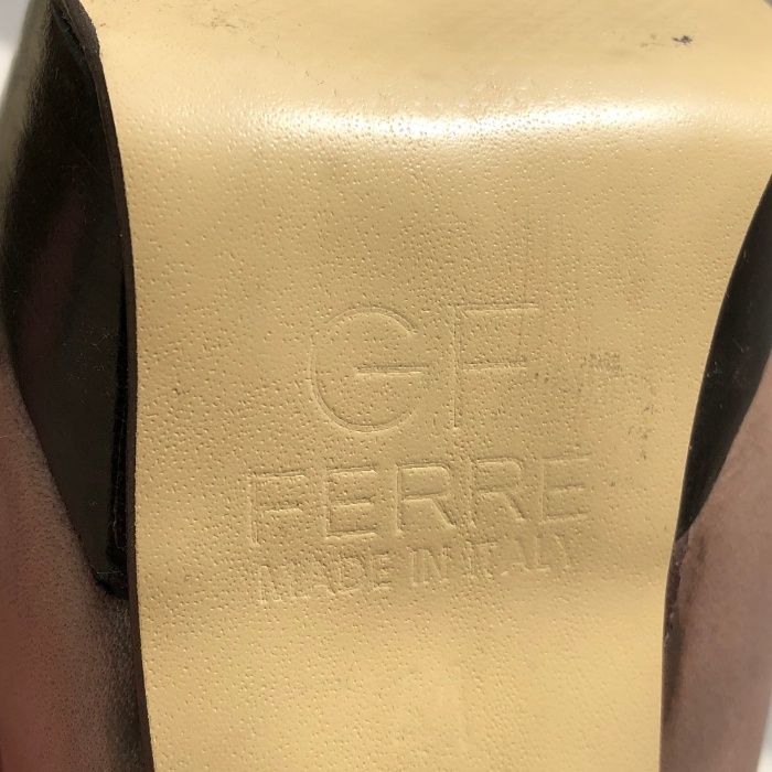 Босоножки GF Ferre