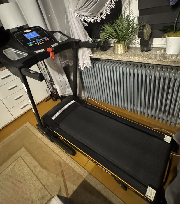 Bieżnia elektryczna  , stan bardzo dobry