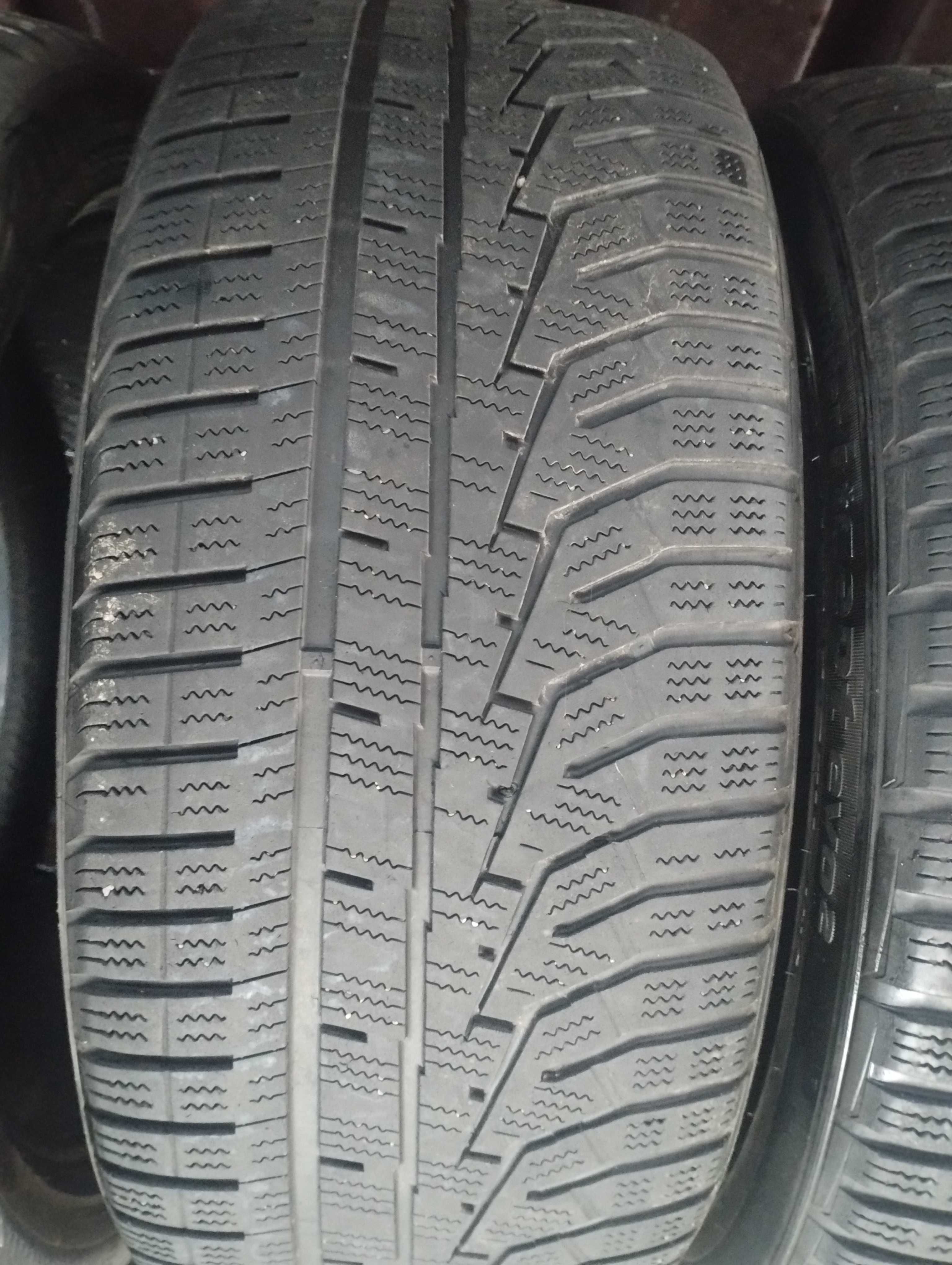 Шины HANKOOK Winter I*Cept Evo2 W220 225/45 R18 95V XL зимові