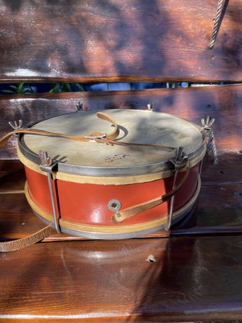 Музичний барабан, старинний барабан