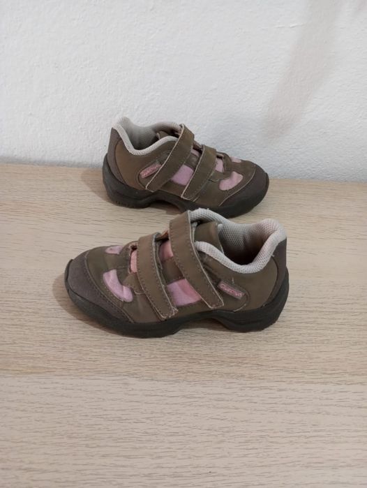 Sapatos Quechua Tamanho 27