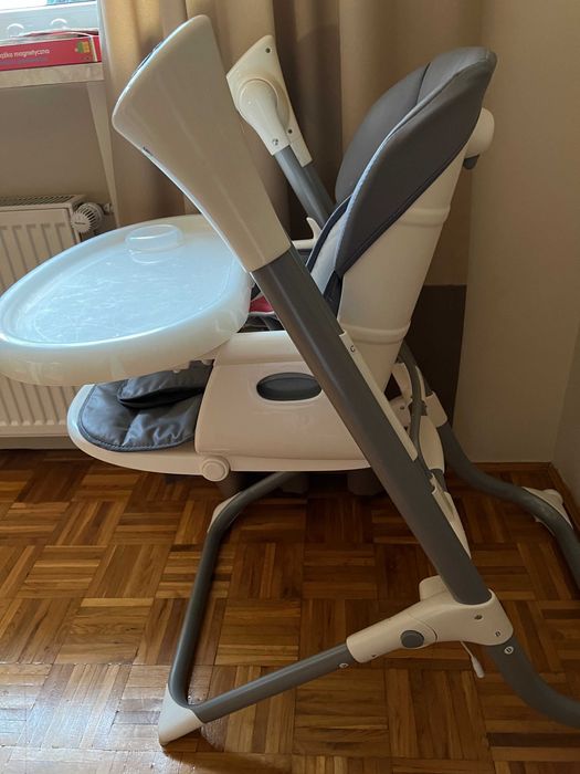 Krzesełko- huśtawka stan idealny