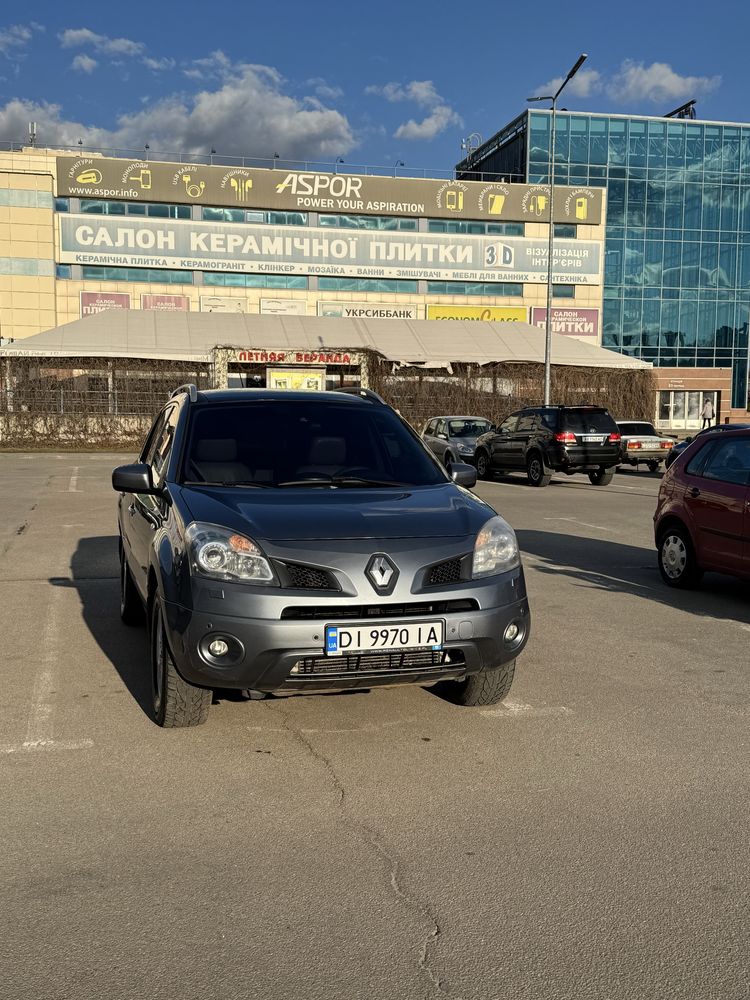Продаю Рено Колеос