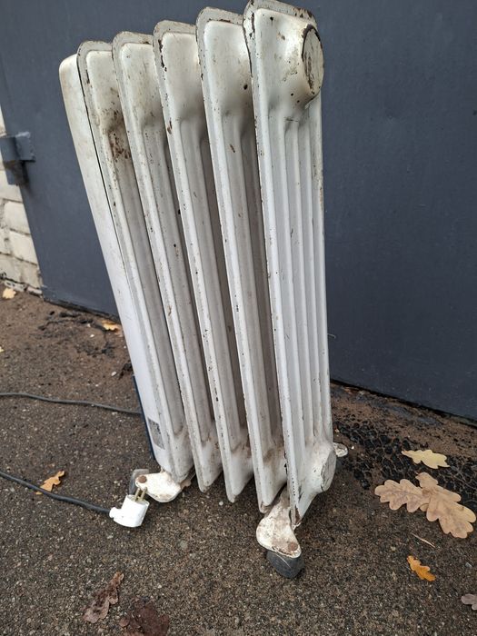 Масляный обогреватель бу 1 кВт