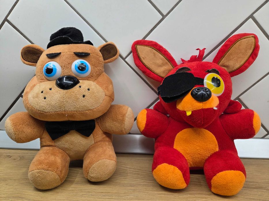 Freddy i Foxy z FNAF Five Nights at Freddy's ok. 25 cm (2 szt.)
