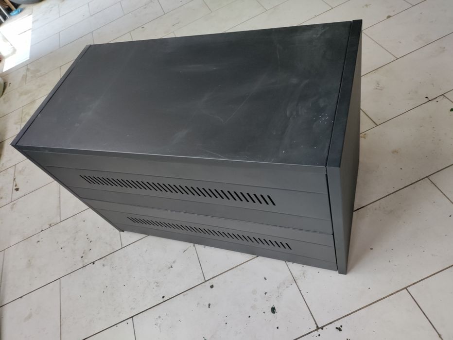 Шкаф для АКБ аккумуляторов металл.