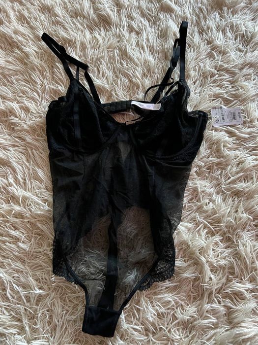 Чорне сексуальне боді