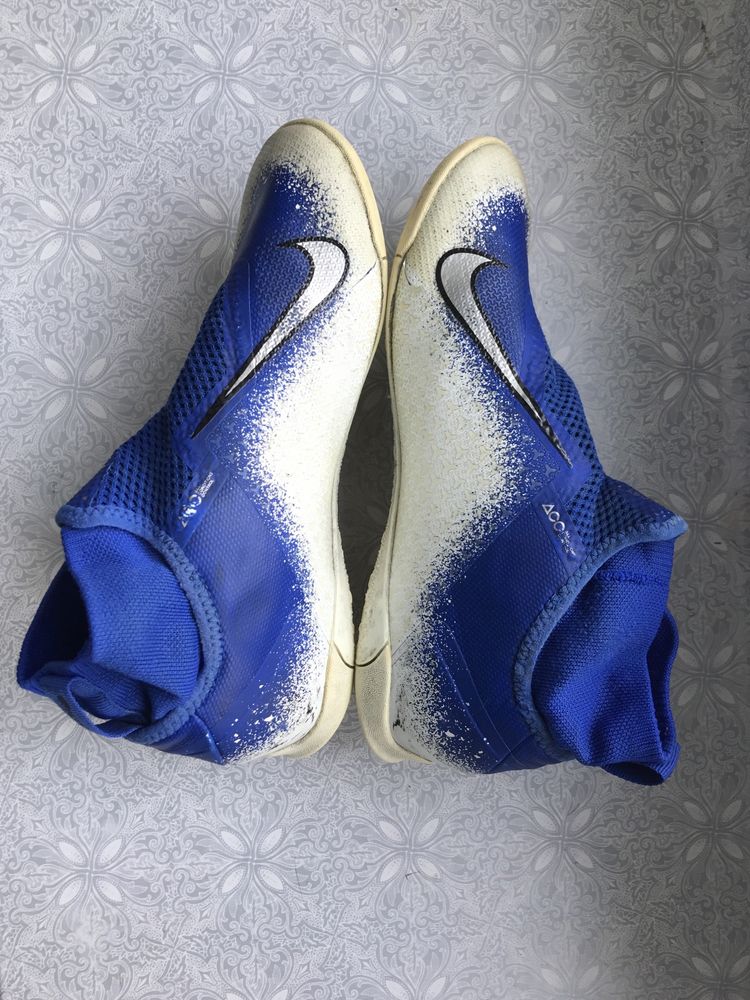 buty piłkarskie halówki nike phantom niebieskie żwirówki sportowe