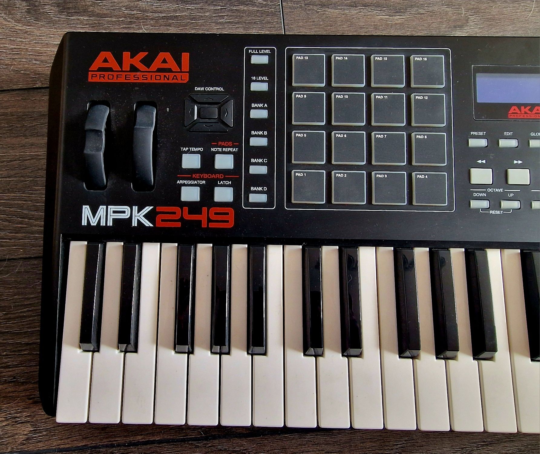 Akai Professional MPK 249 keyboard, klawisze