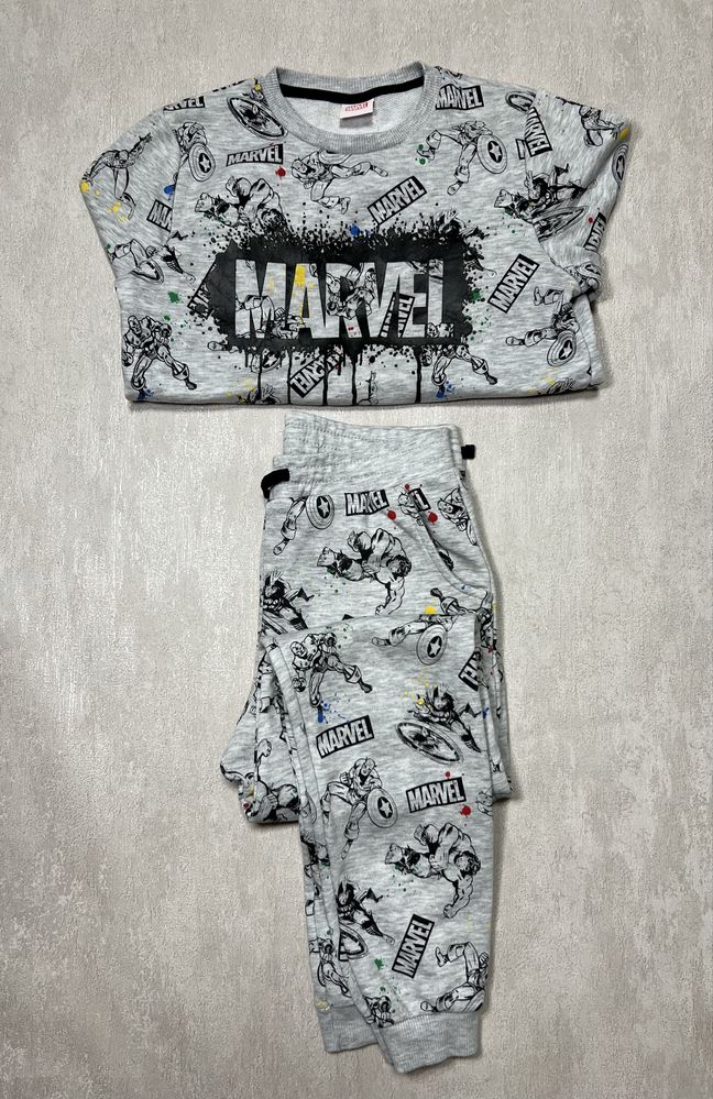 Спортивний костюм Marvel