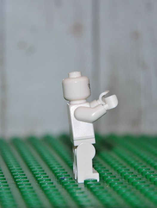 F1767. Figurka LEGO CMF - colmar15 Mr. Knight, Marvel, Series 2