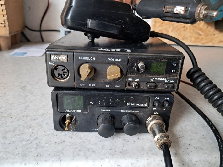 CB radio ONWA, ALAN 109, antena