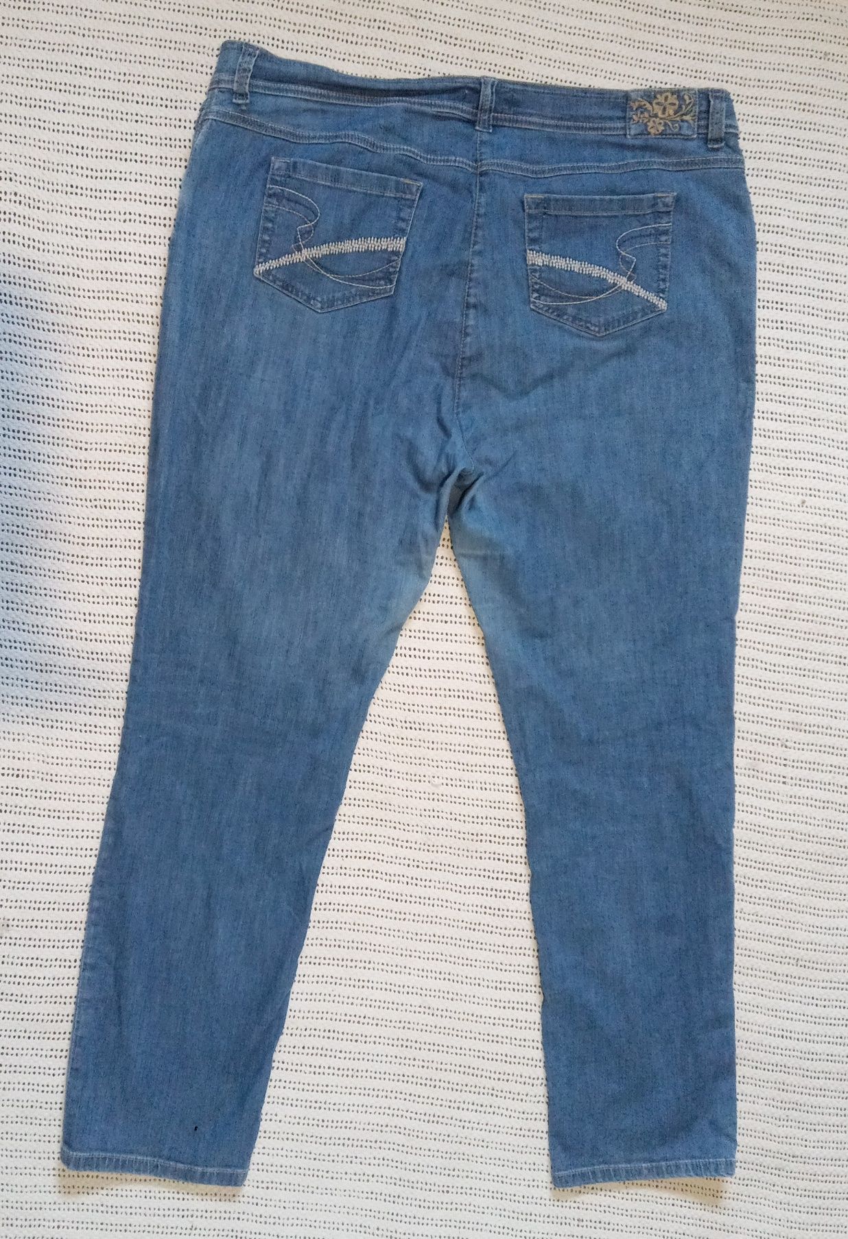 Женские легкие джинсы-54 размер