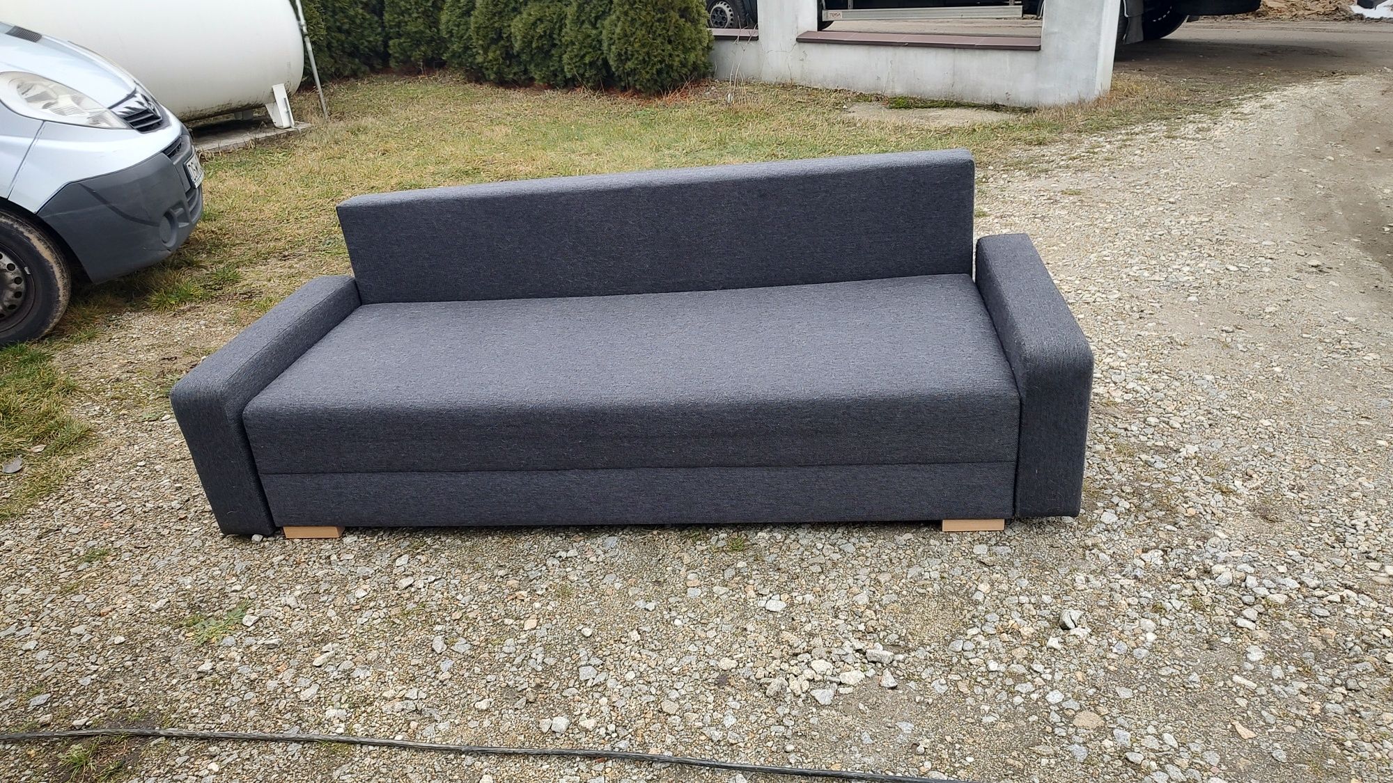 Szara Sofa B.Dobry Stan