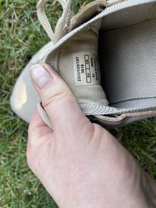 Чоловічі кросівки ZARA