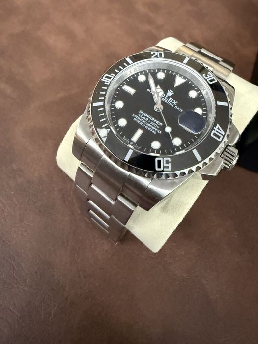 Lote 12 relógios + caixa de coleção - ideal para prendas de Natal