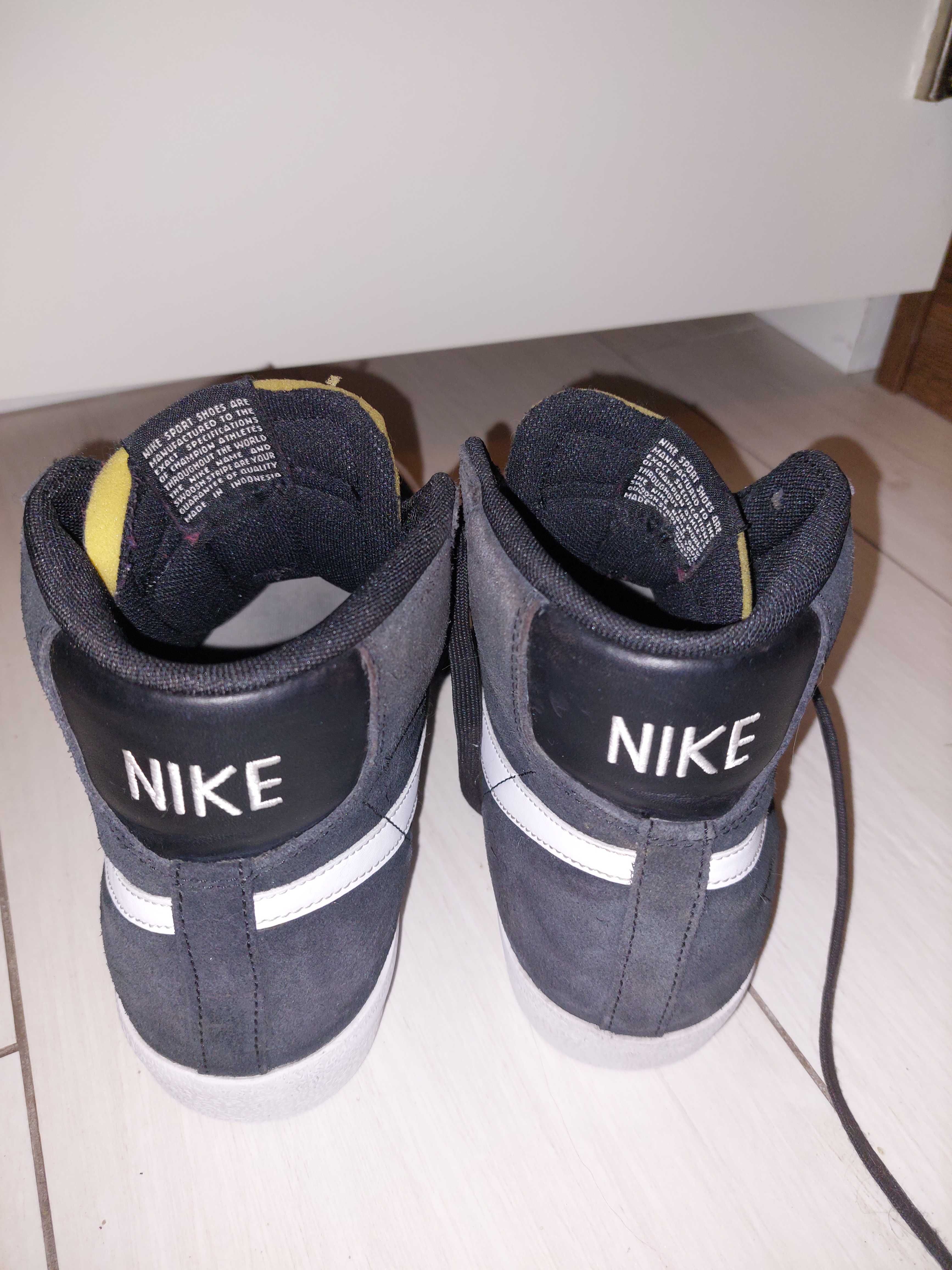 Nike SB Zoom Blazer Mid Black Whit