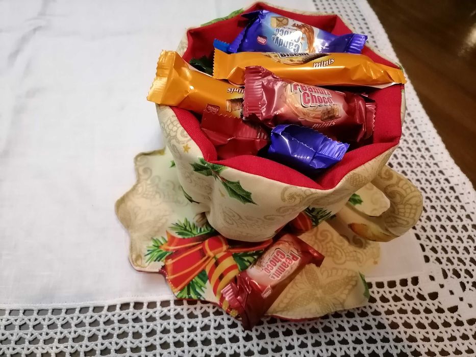 Chávena de Natal feita à mão