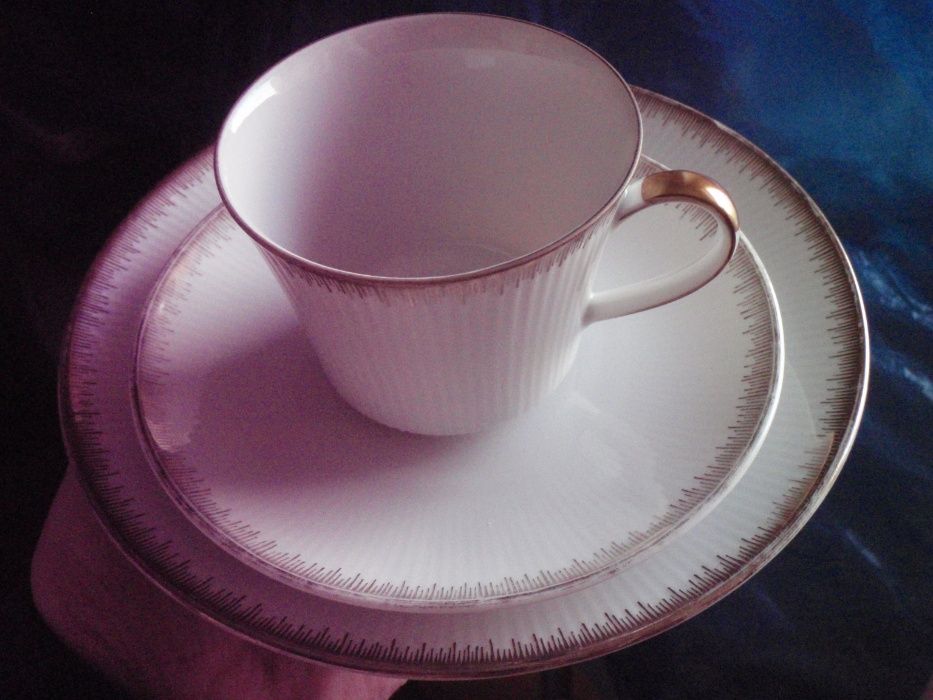 Zestaw śniadaniowy Bavaria porcelana filiżanka, spodek, talerzyk