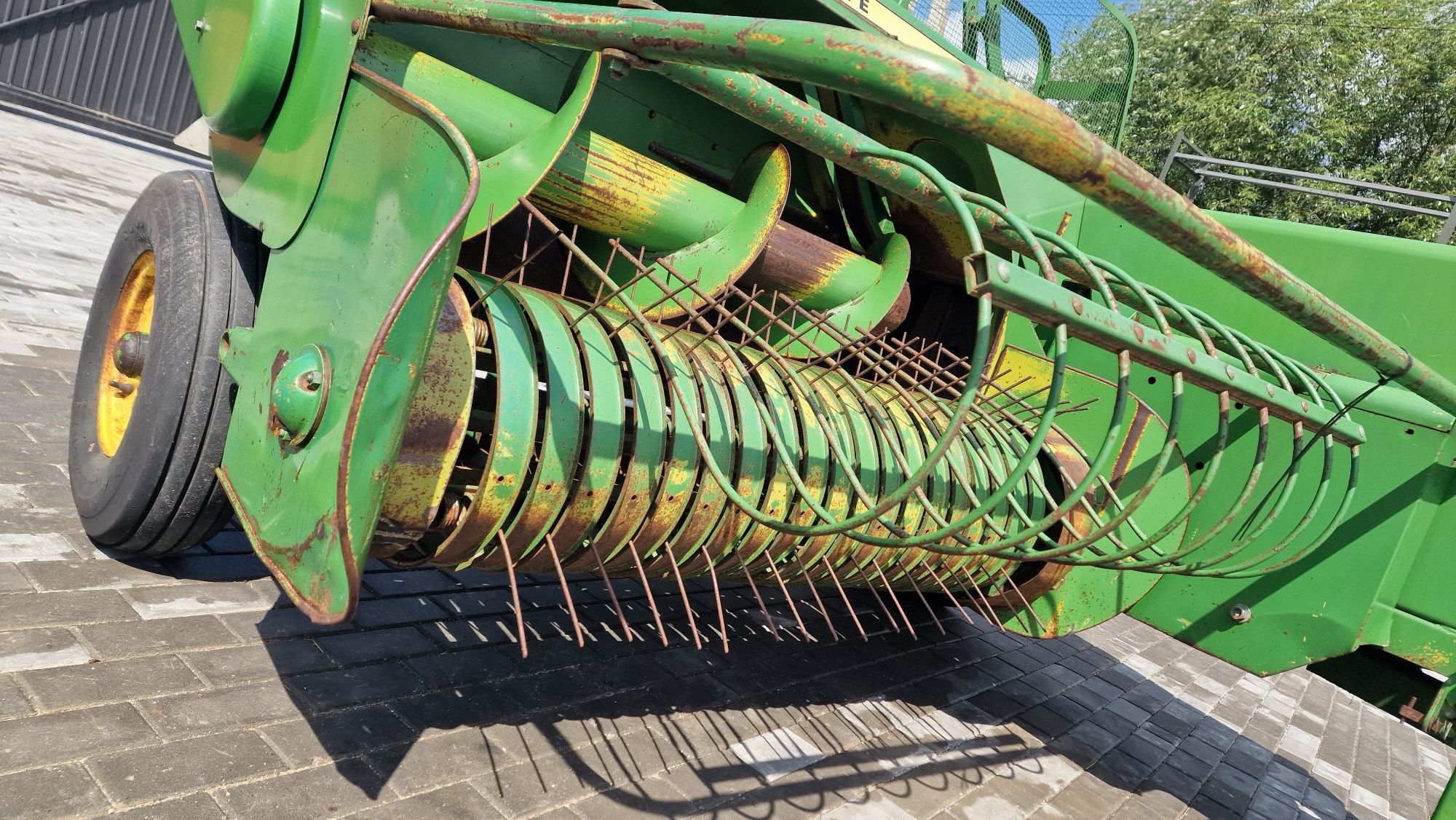 Пресс John Deere 332 джондир332