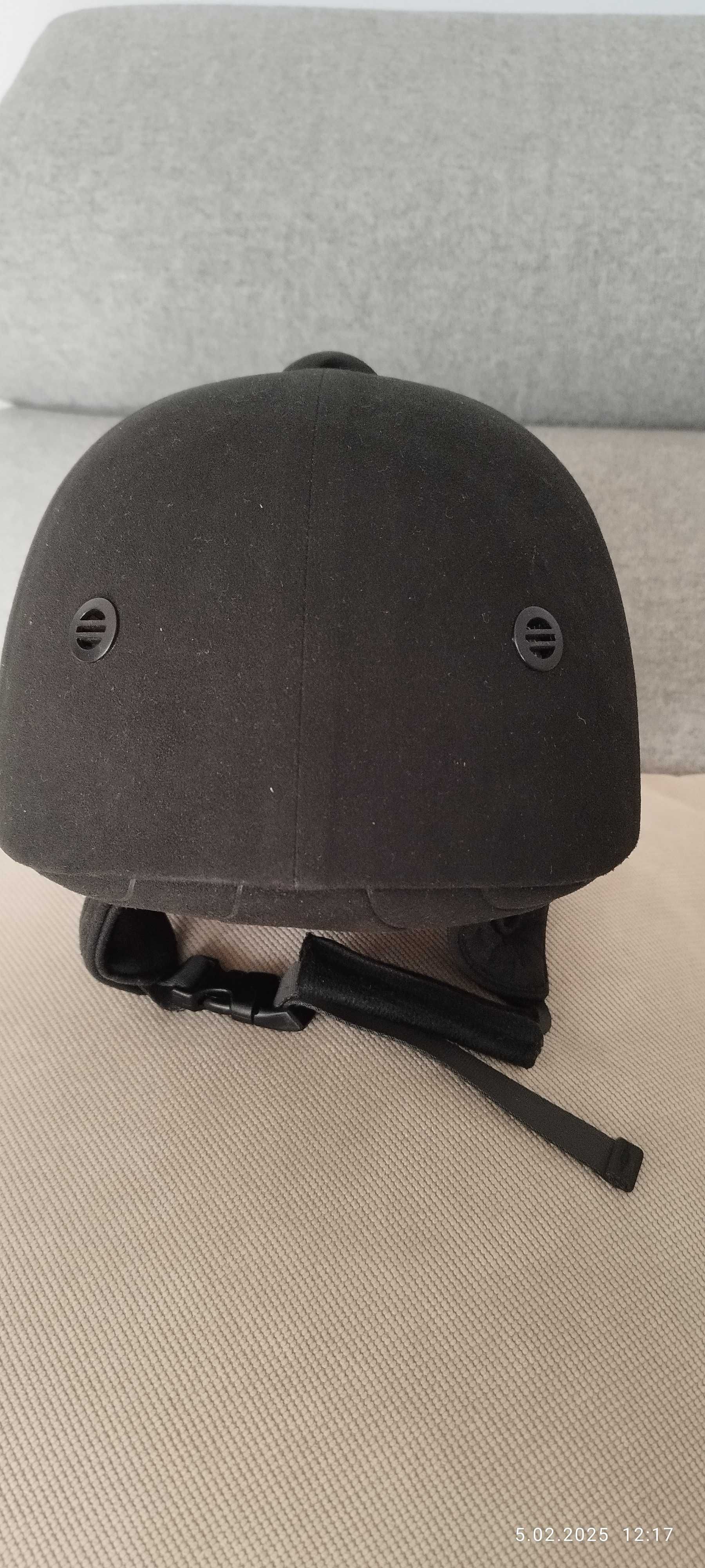 Toczek, kask do jazdy konnej