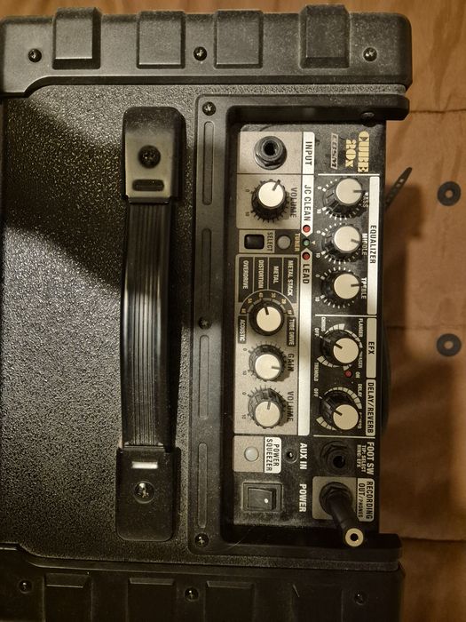 Squier classic vibe 60s + roland cube 20x