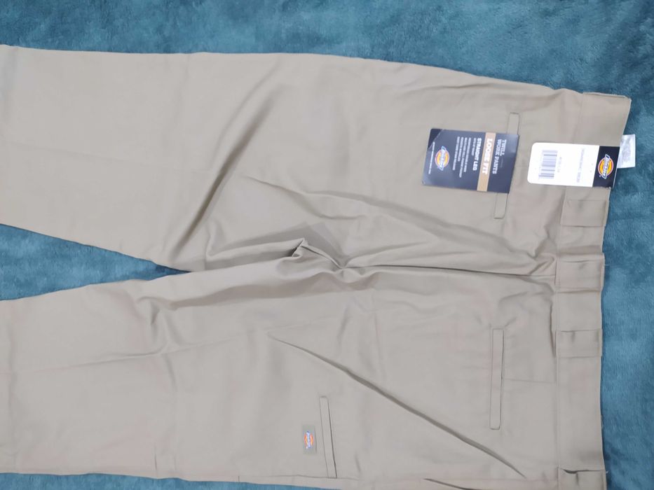 Calcas Dickies novas