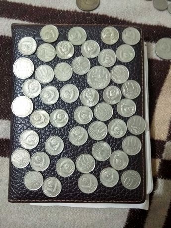 Монеты 10 коп со штемпельные блеском разных годов
