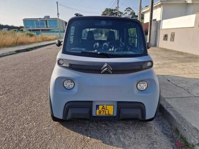 Citroen AMI elétrico de 11-2021 com 19000km