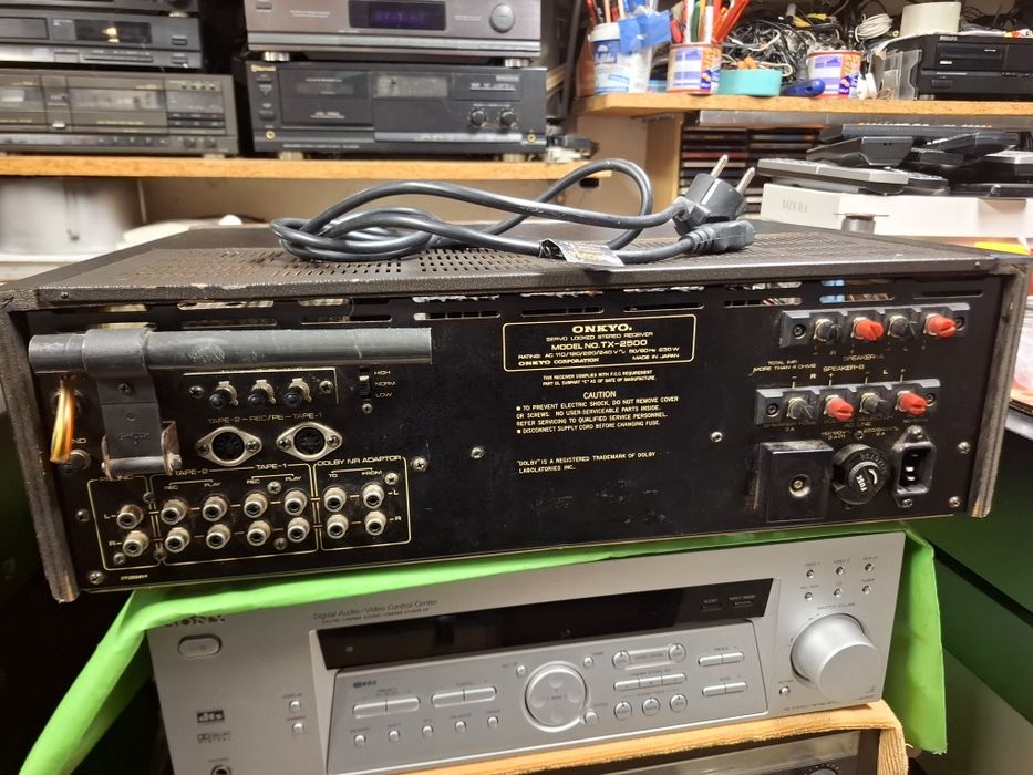 Amplituner Onkyo TX-2500 Stereo