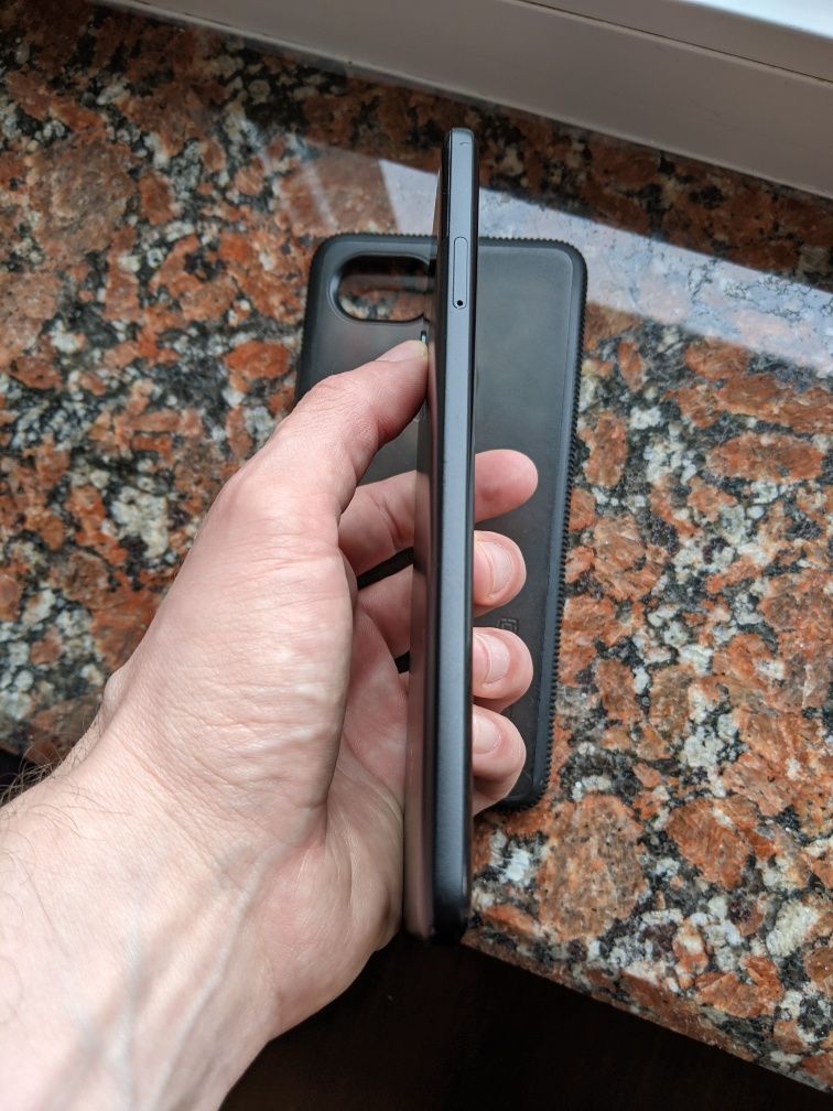 Google Pixel 2XL just black 4/64 Neverlock