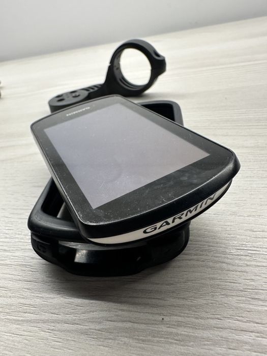 Garmin edge 1040 велокомпʼютер навігатор