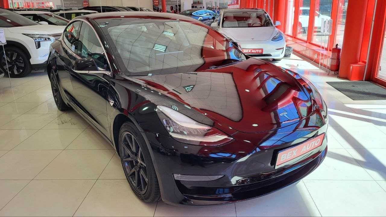 Tesla Model 3 2020 Long Range