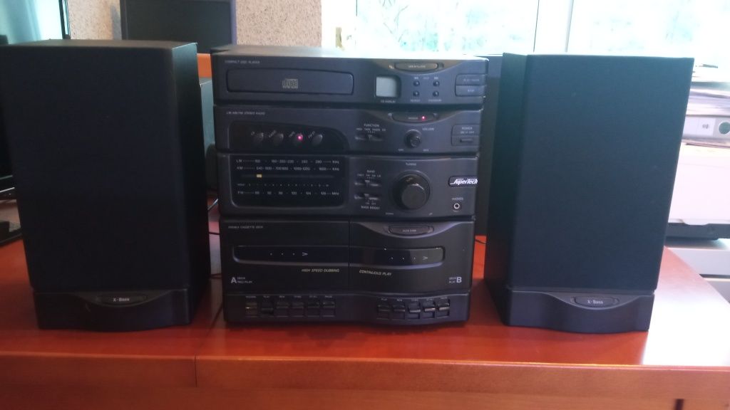 Mini wieża Super Tech  PP-1750 CD
