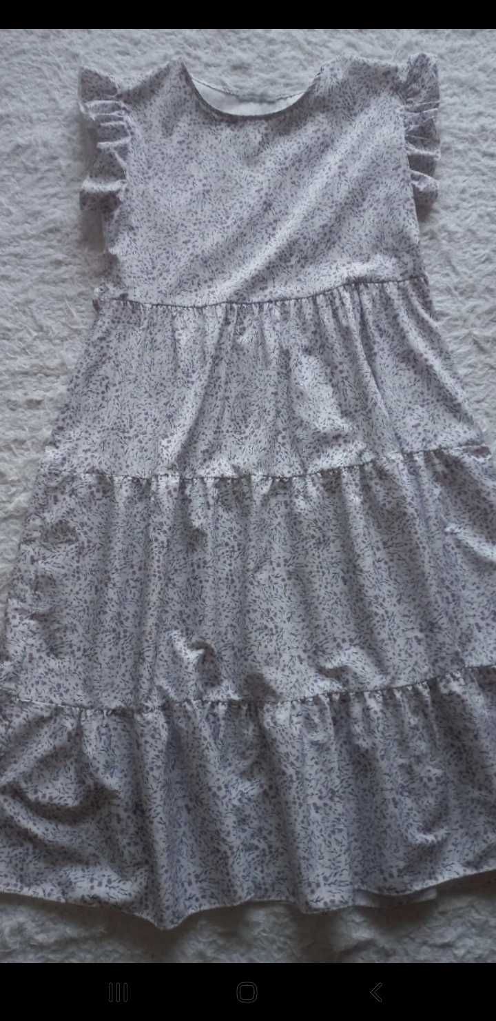 vários vestidos de verão