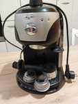 SPRZEDAM ekspres kolbowy Delonghi