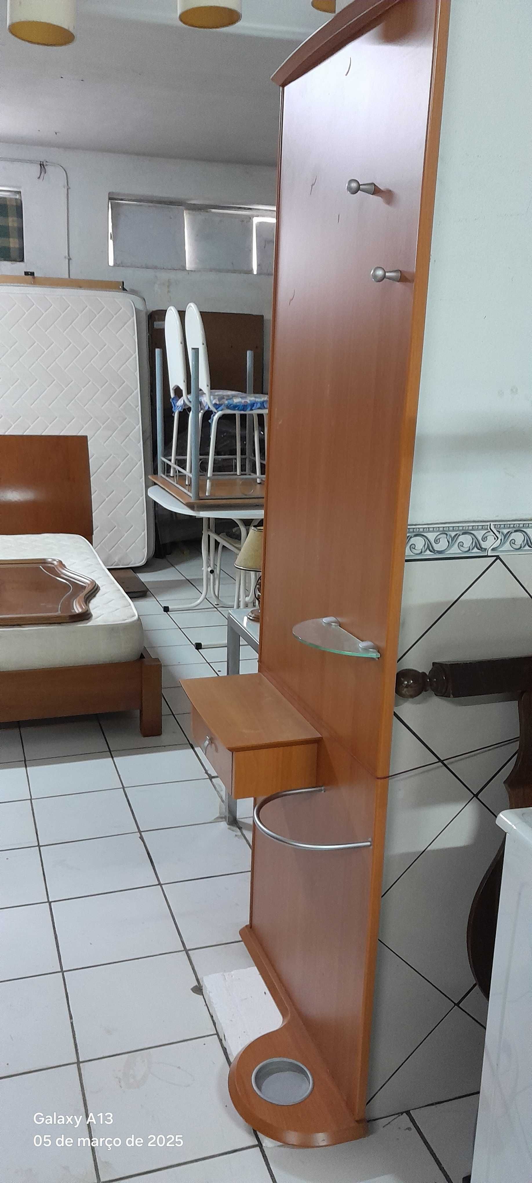 Móvel para hall de entrada