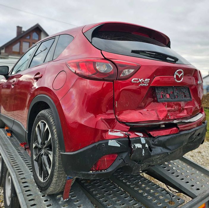 Mazda CX-5 2.2 175KM AWD 41v uszkodzony tył
