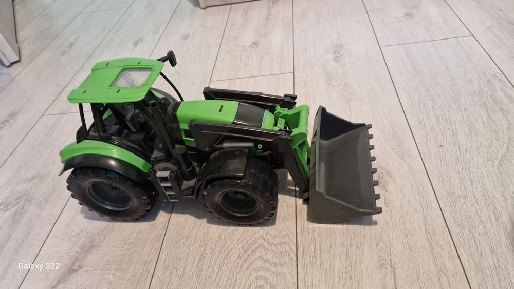 Traktor jak nowy