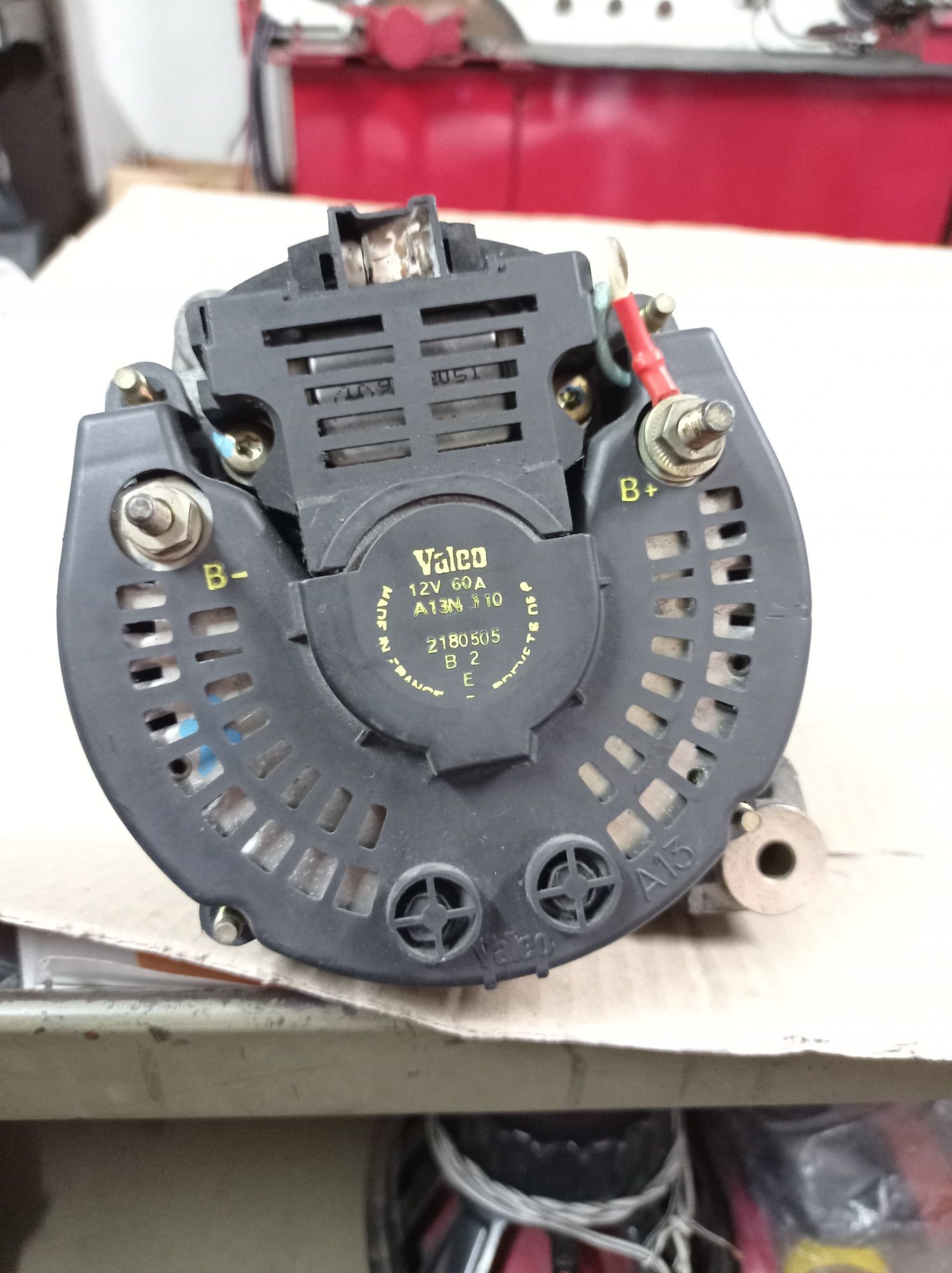 Alternador Valeo A13N 110