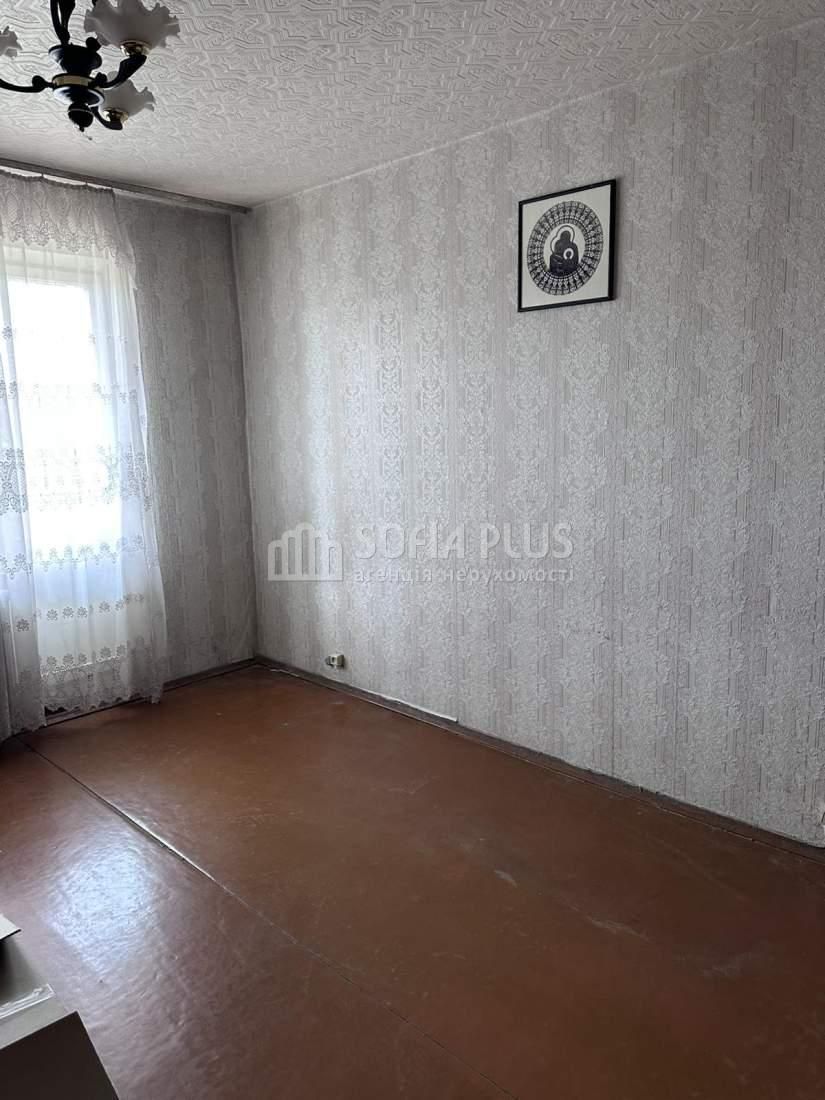 Срочно! 2к, Івашкевича Ярослава вул. 3, недорого