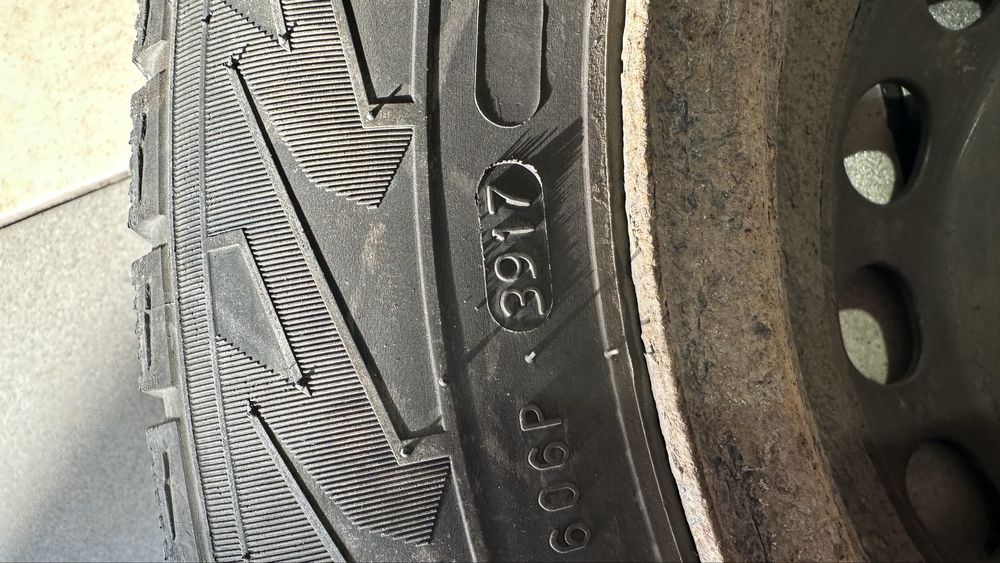 Nokian RS2 195/65 R15