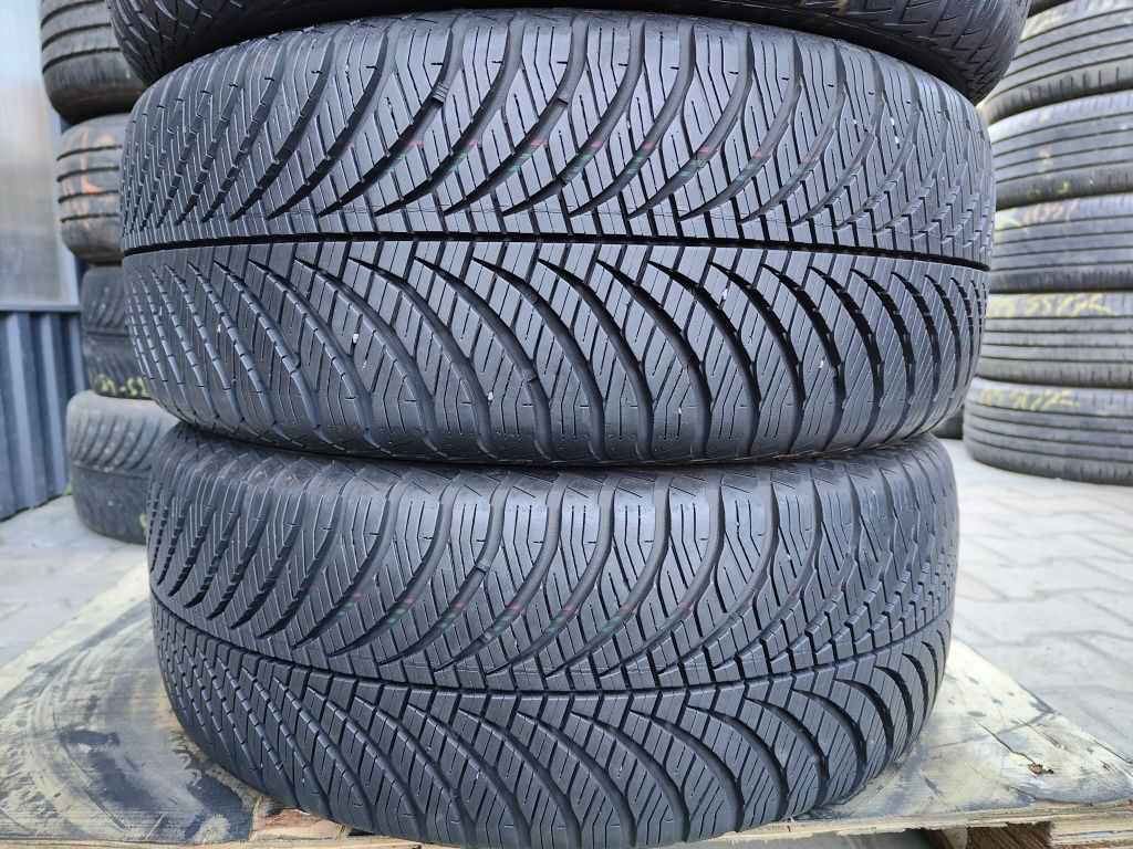 195/55/15 Goodyear Vector 4 Seasons komplet