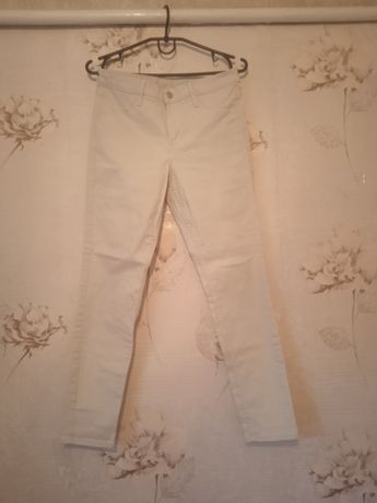 Белые штаны (H&M )