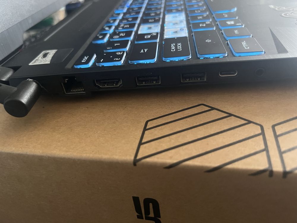ASUS TUF Gaming F15 | i5-10300H | 16GB | GTX 1650 Ti | SSD | IPS